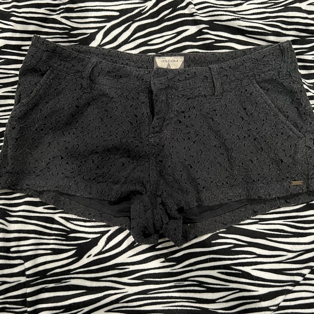 Volcom Black Chino Shorts, Sz 3